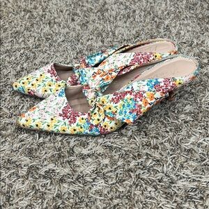 Nanette Lepore Floral Kitten Heel Slip On Heels Bow Tie Detail Sz 9